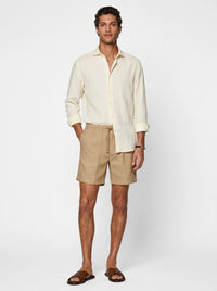 Silicon-washed 100% linen ivory casual shirt with short soft collar