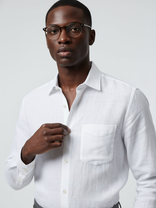 Crisp Command | White